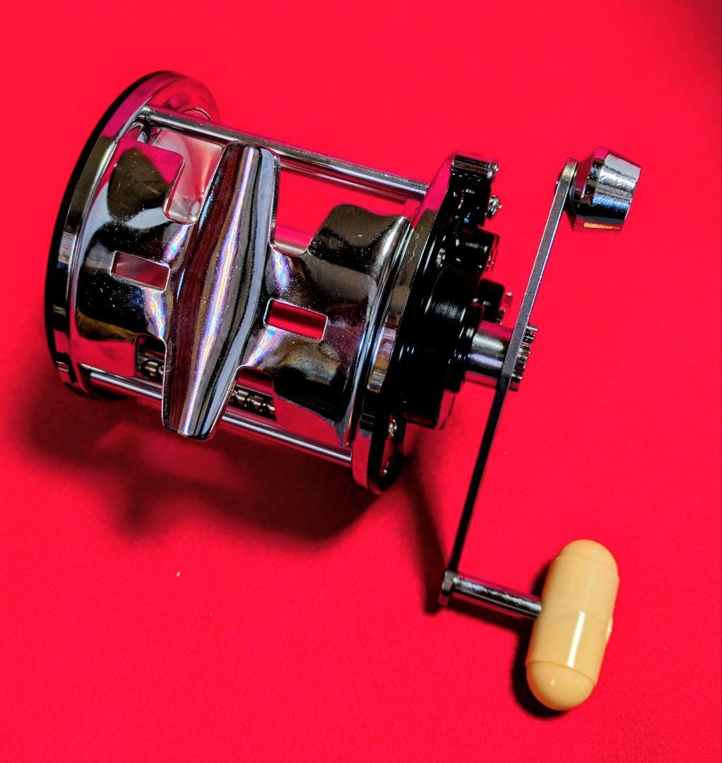 DAIWA 船用 胴付リール ダイナミック 700S 両軸リール 未使用品