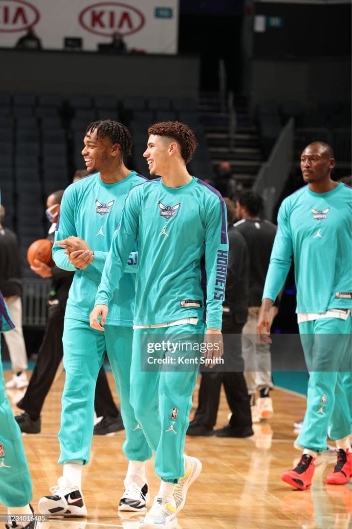 NBA シャーロット ホーネッツ ウォームアップウェア Lサイズ 2月限定価格