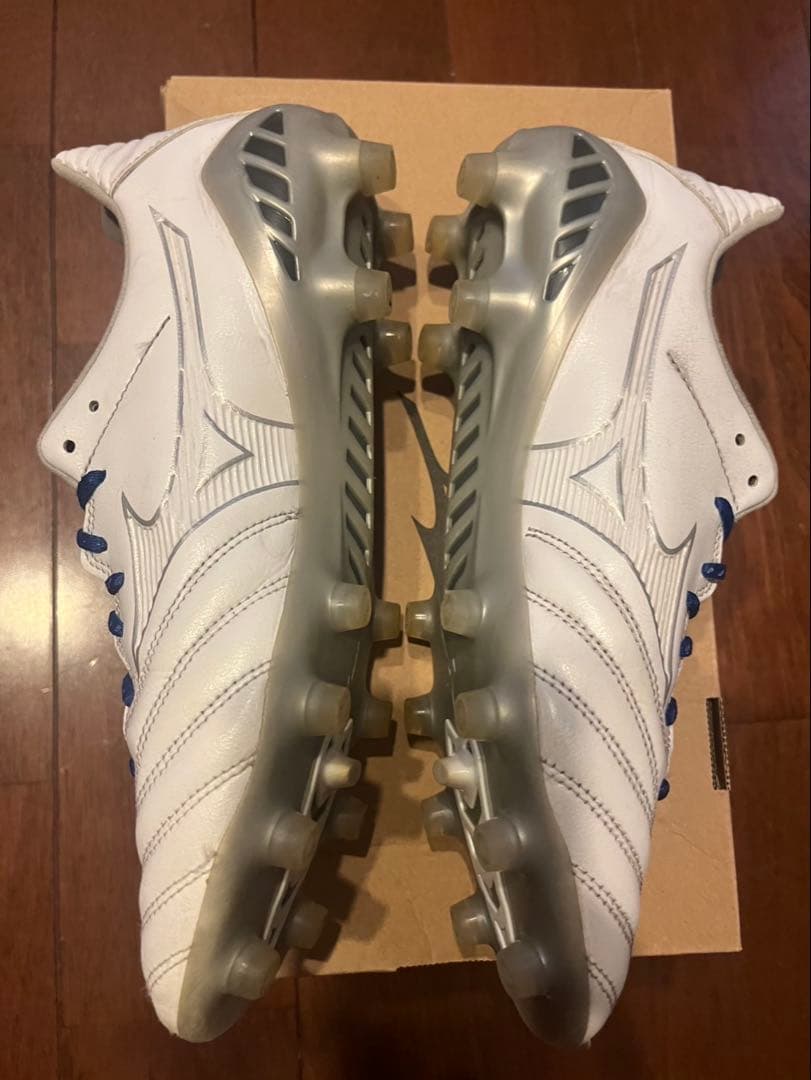 Mizuno ホワイト スパイクシューズ