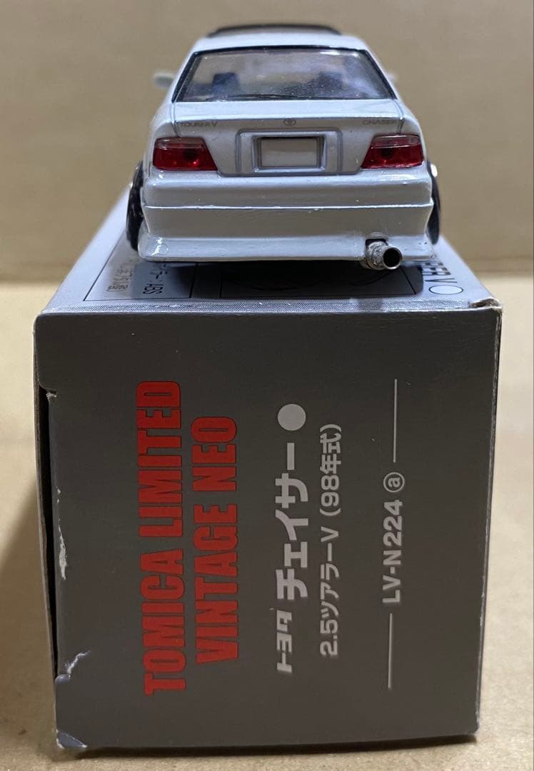 改造 ⑥ トミカリミテッドヴィンテージネオ トヨタ チェイサー