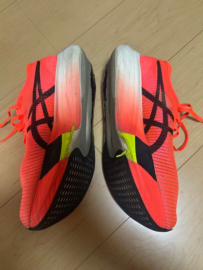 アシックス メタスピードエッジパリ27.0