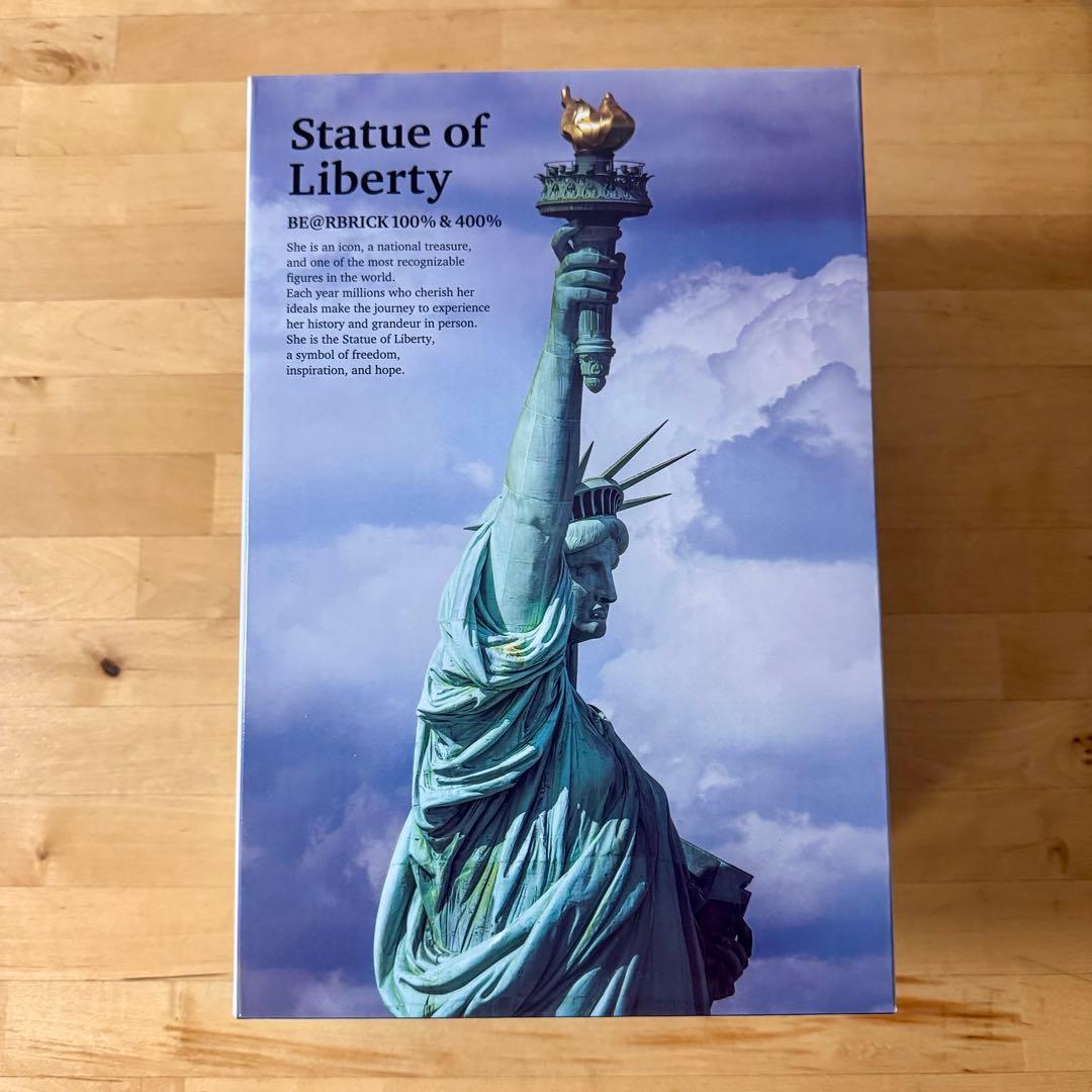 Statue of Liberty BE@RBRICK 100％ & 400％
