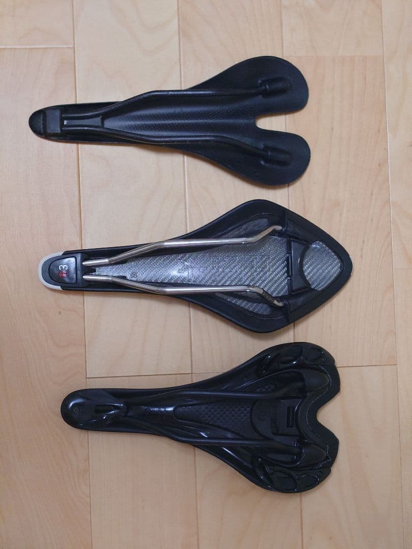 fizik アリオネR3 アリアンテ8 中華カーボン