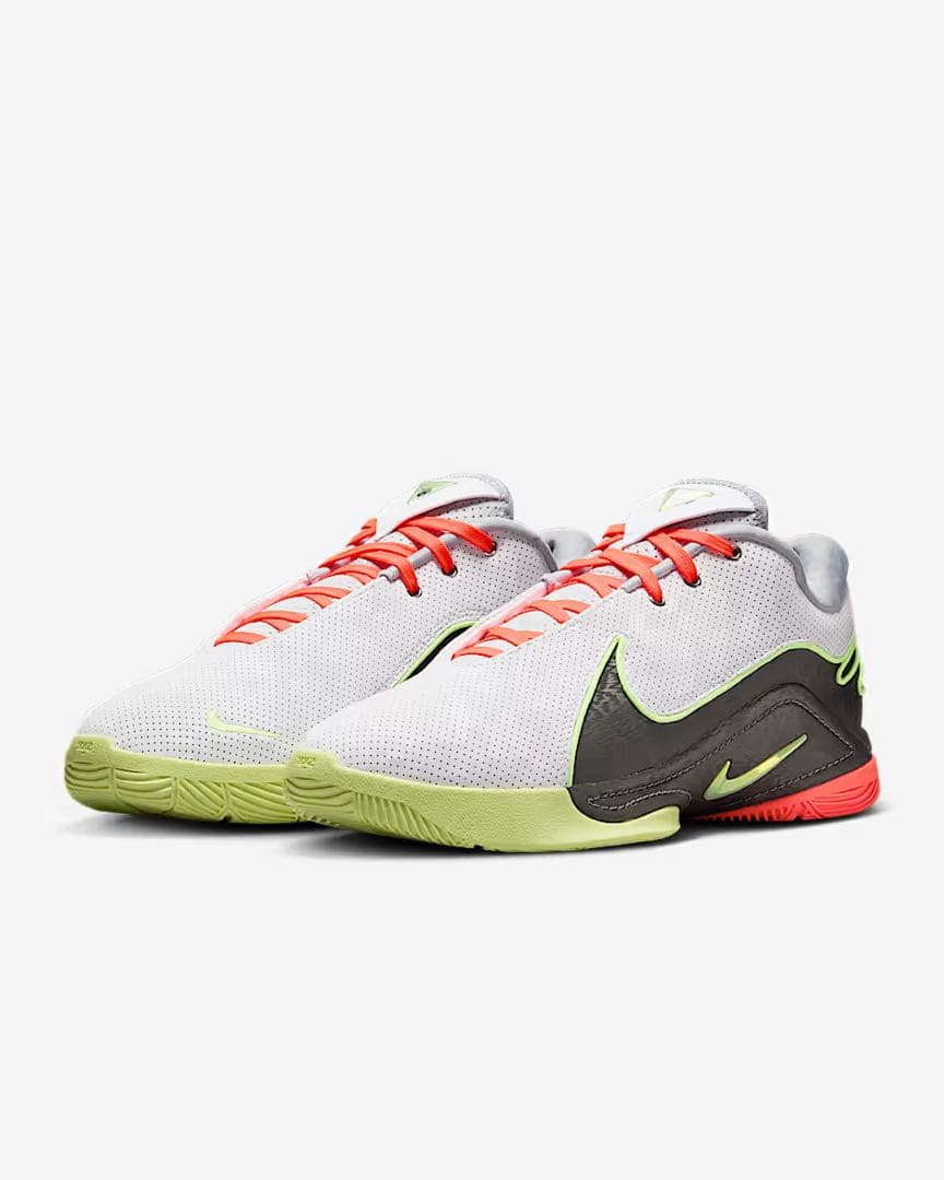 Nike LEBRON 22 ナイキ　レブロン 22 バスケットシューズ