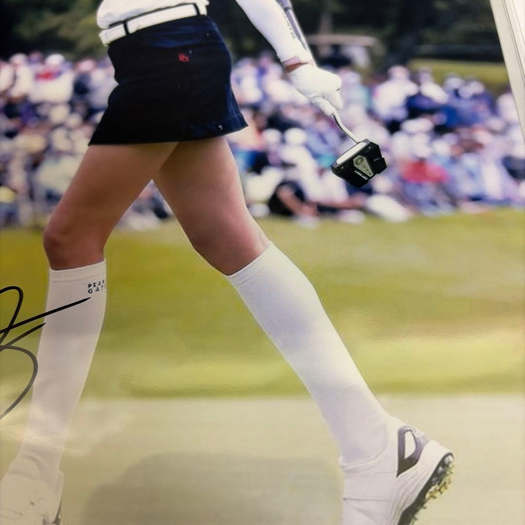 女子プロゴルファー　原英莉花 直筆サイン入りフォト　証明書付き