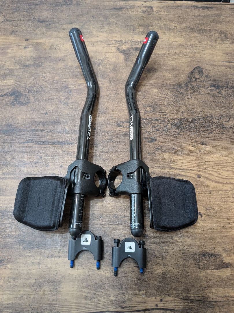 T3+ carbon アエロバー カーボン製 黒