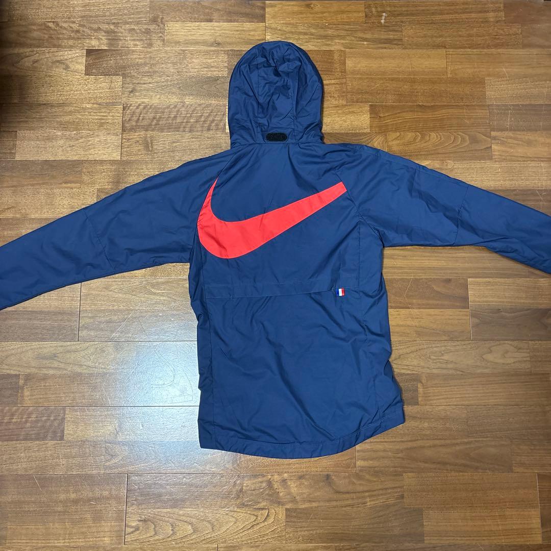 PSG パリ・サンジェルマン ×ナイキ ナイロンジャケット ウィンドブレイカー