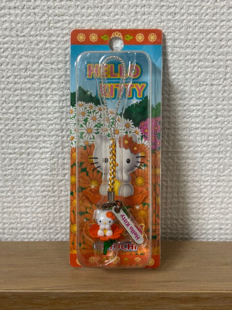 激レア　台湾　ご当地キティ　ストラップ　根付け　地域限定　花祭り