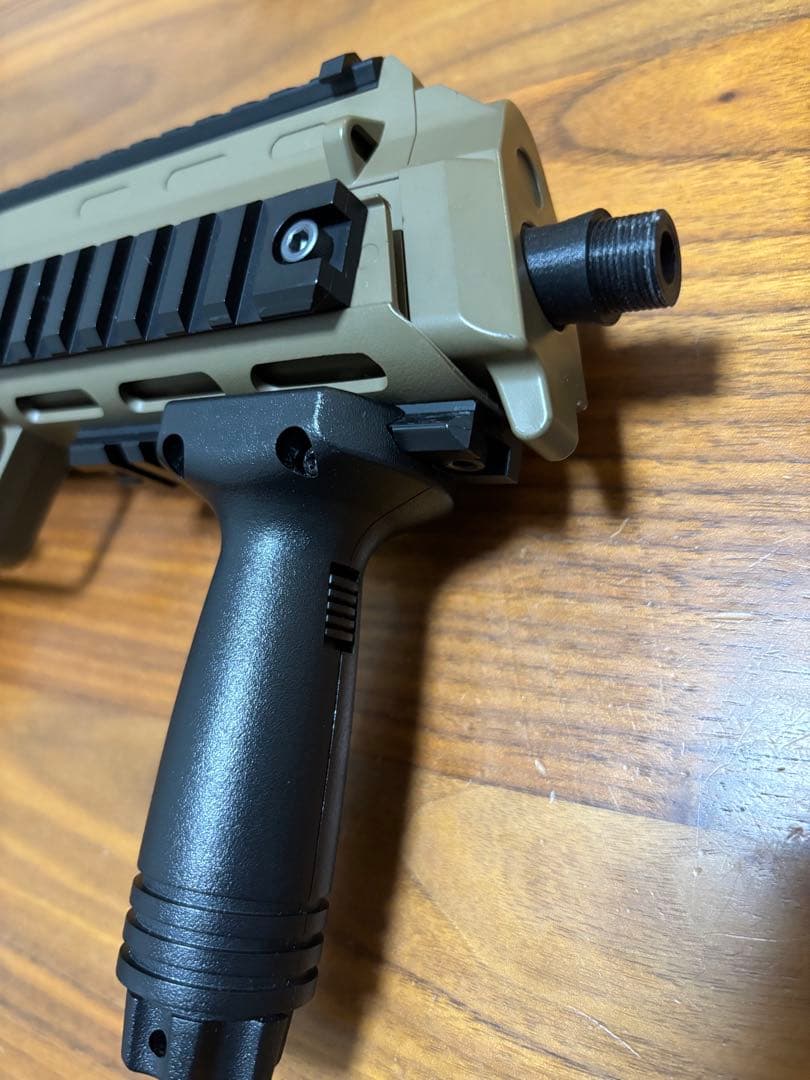 CP7 クラウンモデル　電動サブマシンガン カスタム