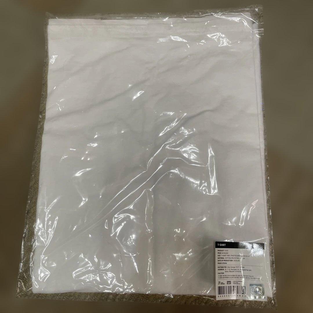 アイドル CHAEYOUNG T-SHIRT - LIL FANTASY vol.1