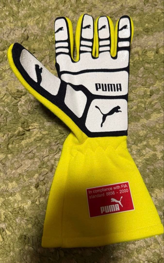 F1 フェラーリ レーシンググローブ PUMA イエロー　2個　レプリカ　③