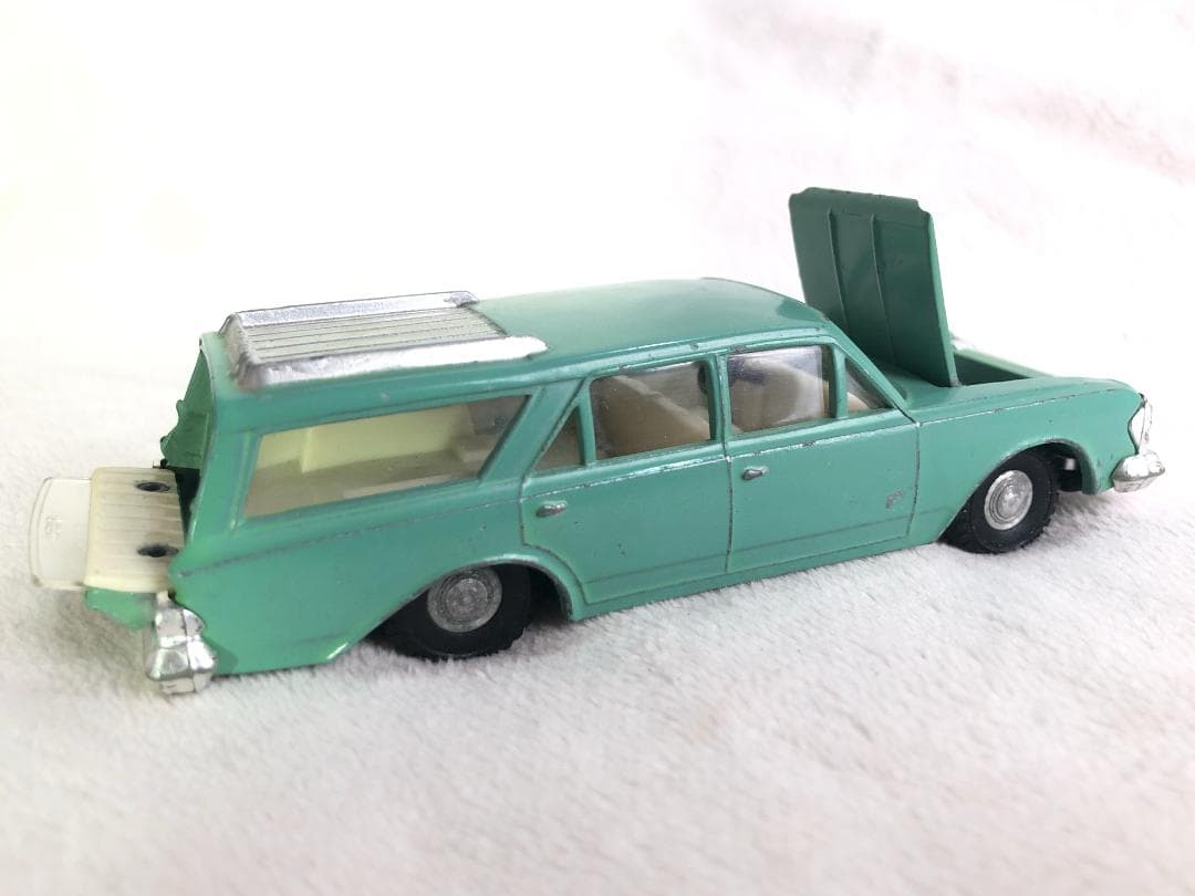 【当時物・激レア】DINKY 2台・ 香港製ランブラー & ステュードベイカー