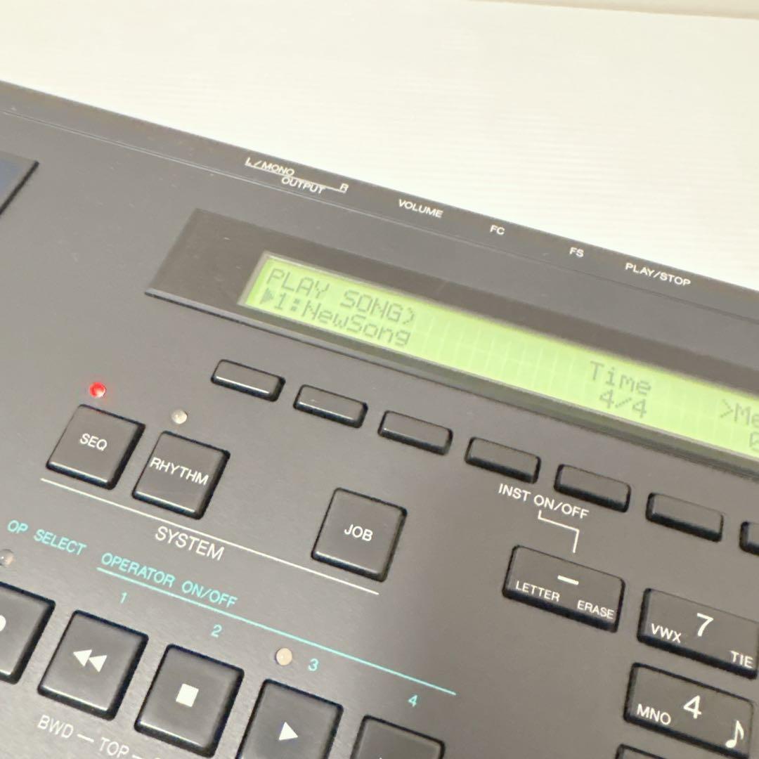【希少】動作品 YAMAHA V50 シンセサイザー 61鍵 キーボード