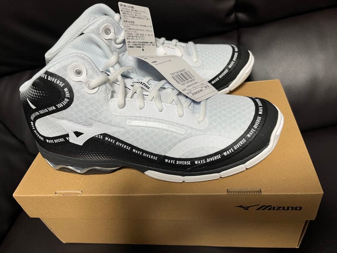 新品　Mizuno Wave Diverse DE2ホワイト24.5cm
