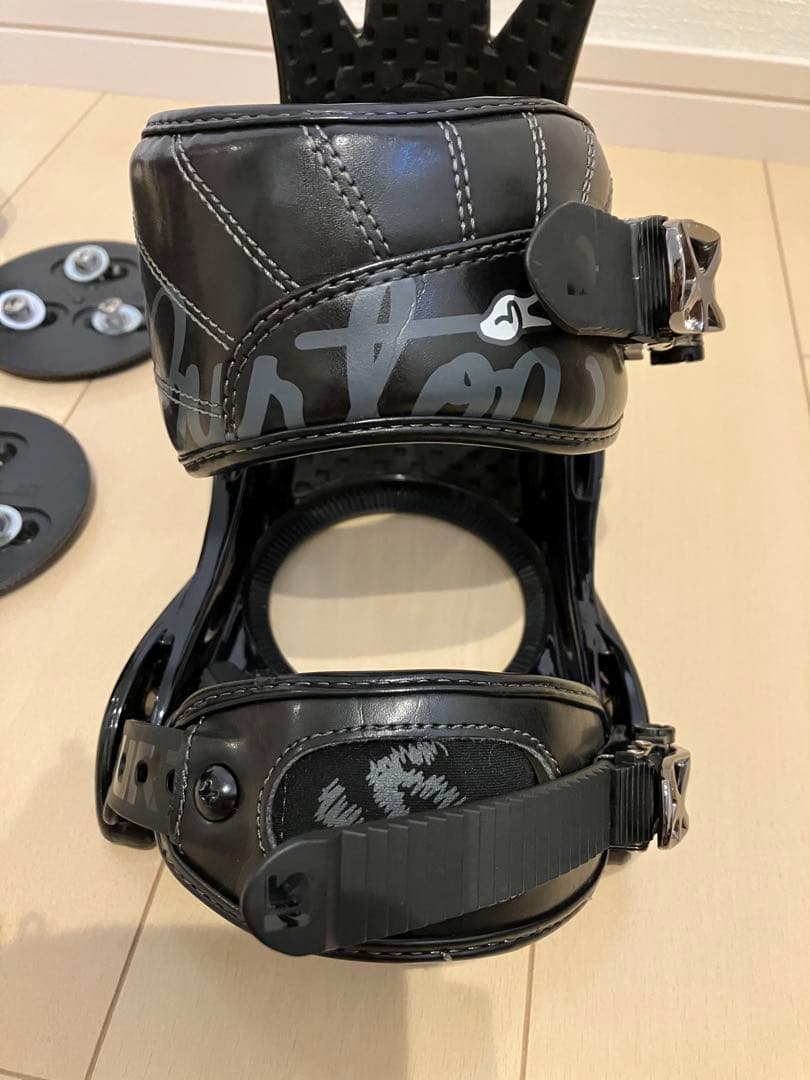 Burton スノーボード ビンディング 3D プレート付き　バートン　黒