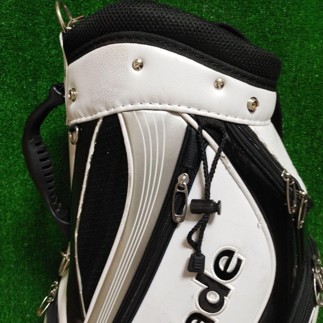 TaylorMade キャディバッグ ホワイト・ブラック フード無し