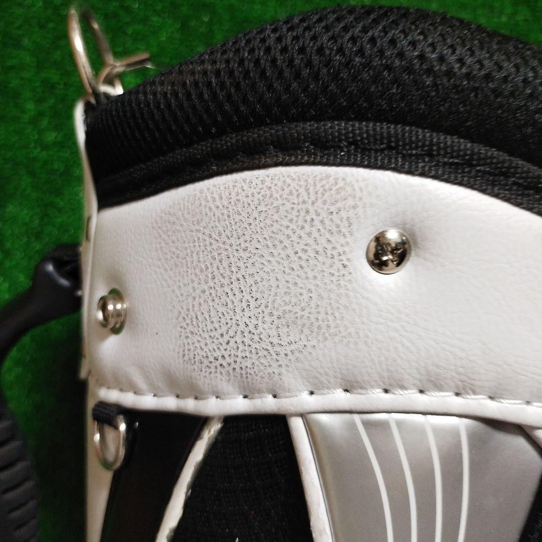 TaylorMade キャディバッグ ホワイト・ブラック フード無し