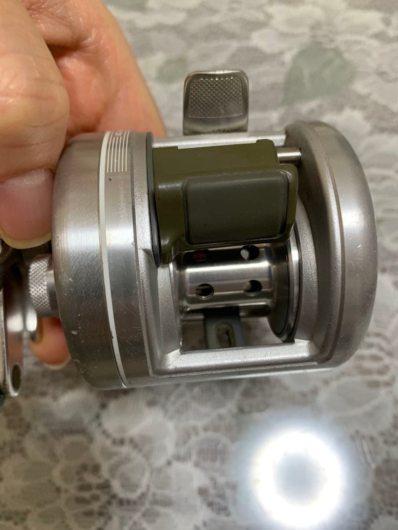 中古 SHIMANO CALCUTTA 100