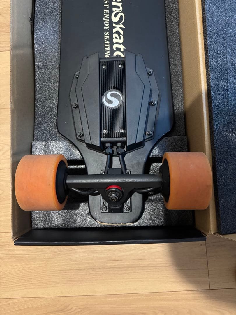 enSkate R3 電動スケートボード（中古）