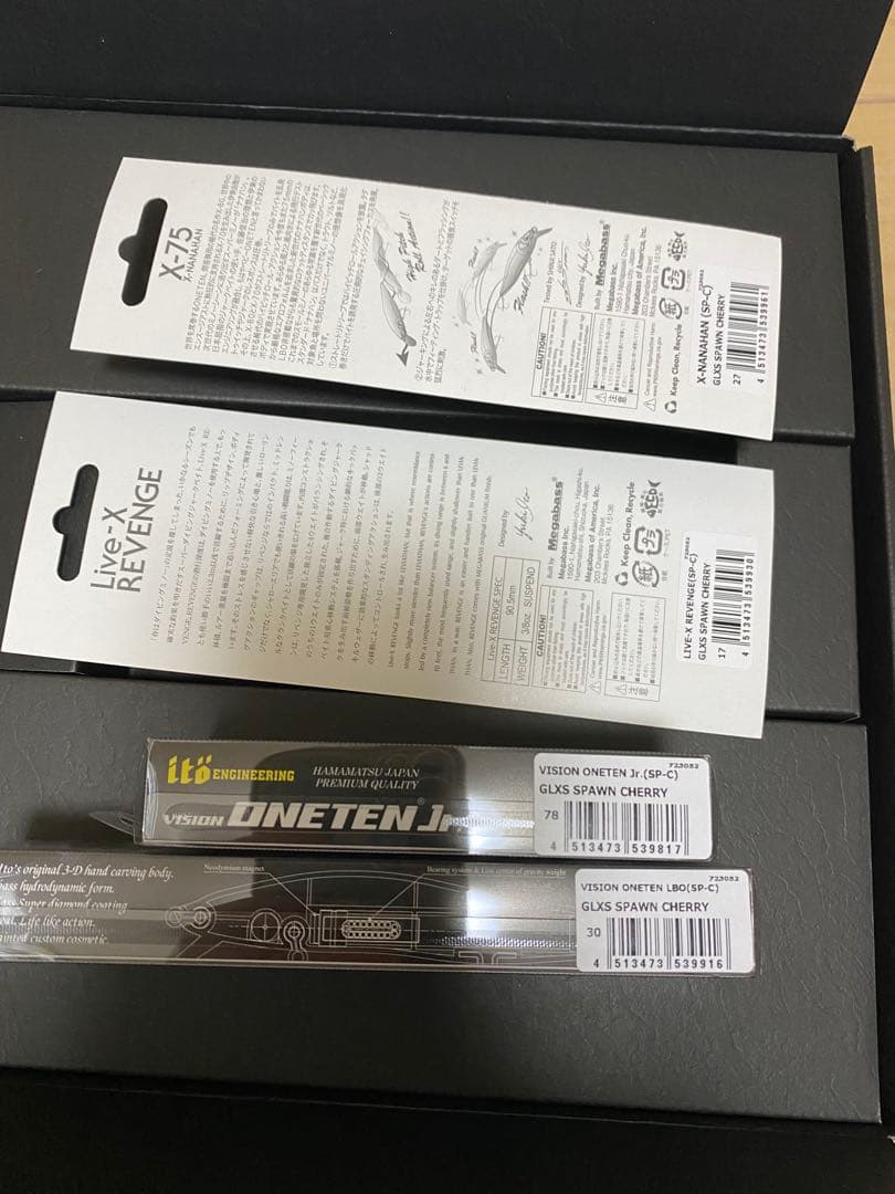 Megabass GLS SPAWN CHERRY ルアー4点セット