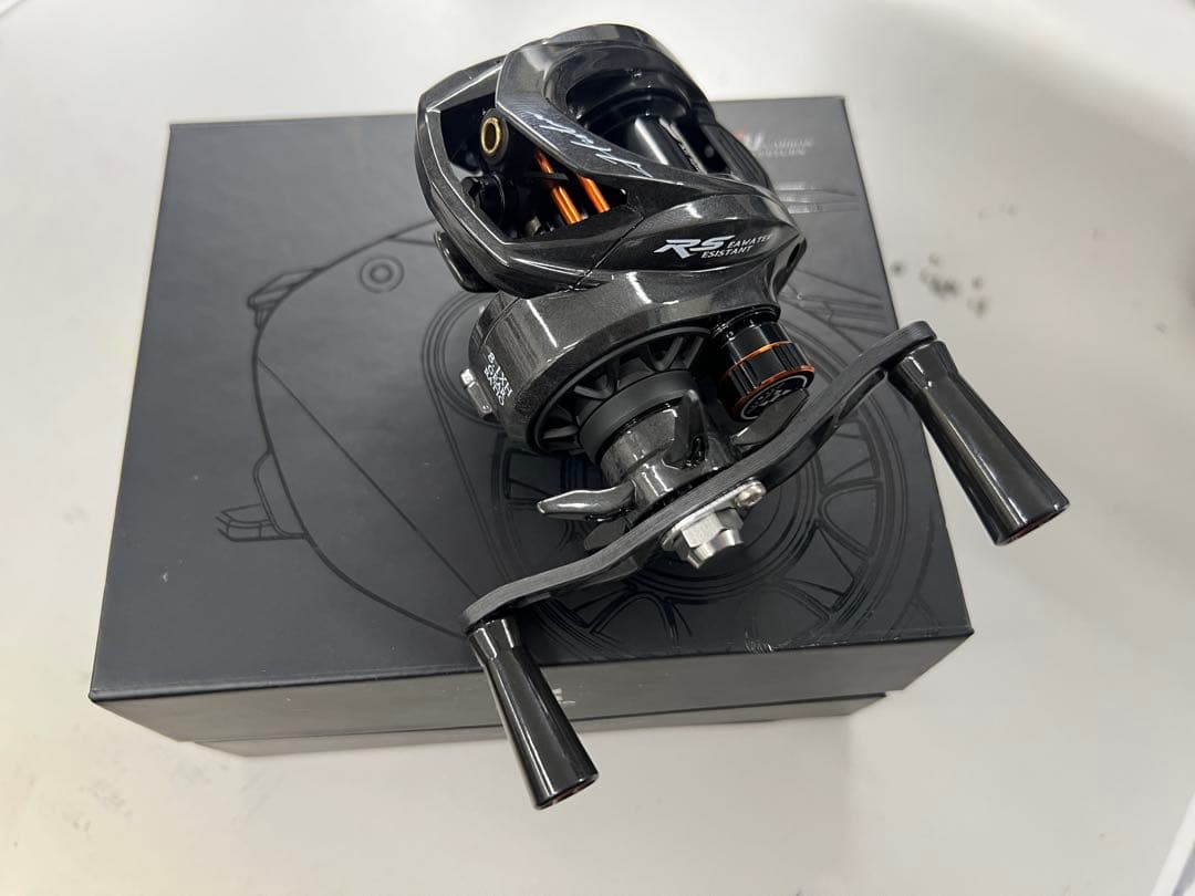 GIU99 carbon ハイスター