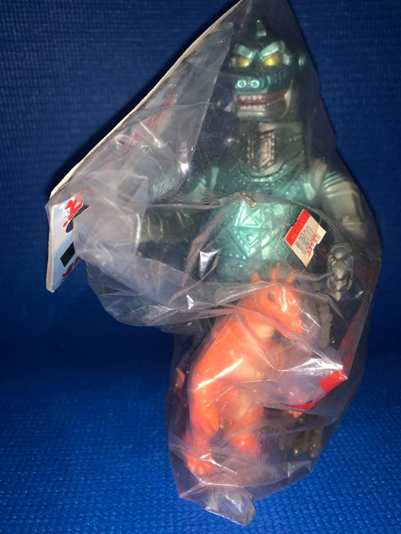 M1号メカゴジラ2ソフビ(ミニチタノザウルス付)