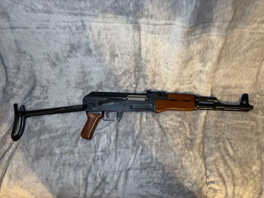 東京マルイ AK47S スタンダード電動ガン 多弾マガジン1本含めおまけ付き