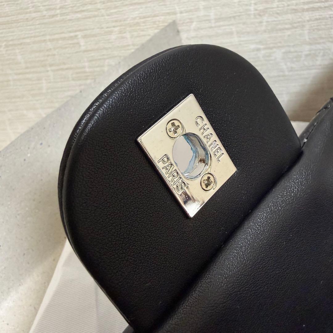 CHANEL シルバー金具 ブラック キルティングバッグ VIPギフトノベルティ