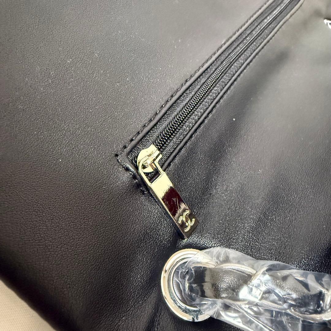 CHANEL シルバー金具 ブラック キルティングバッグ VIPギフトノベルティ