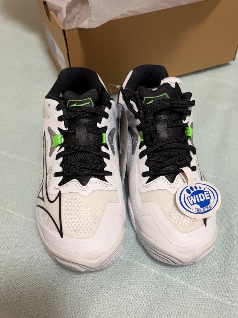 Mizuno WAVE LIGHTNING Z6 ワイド