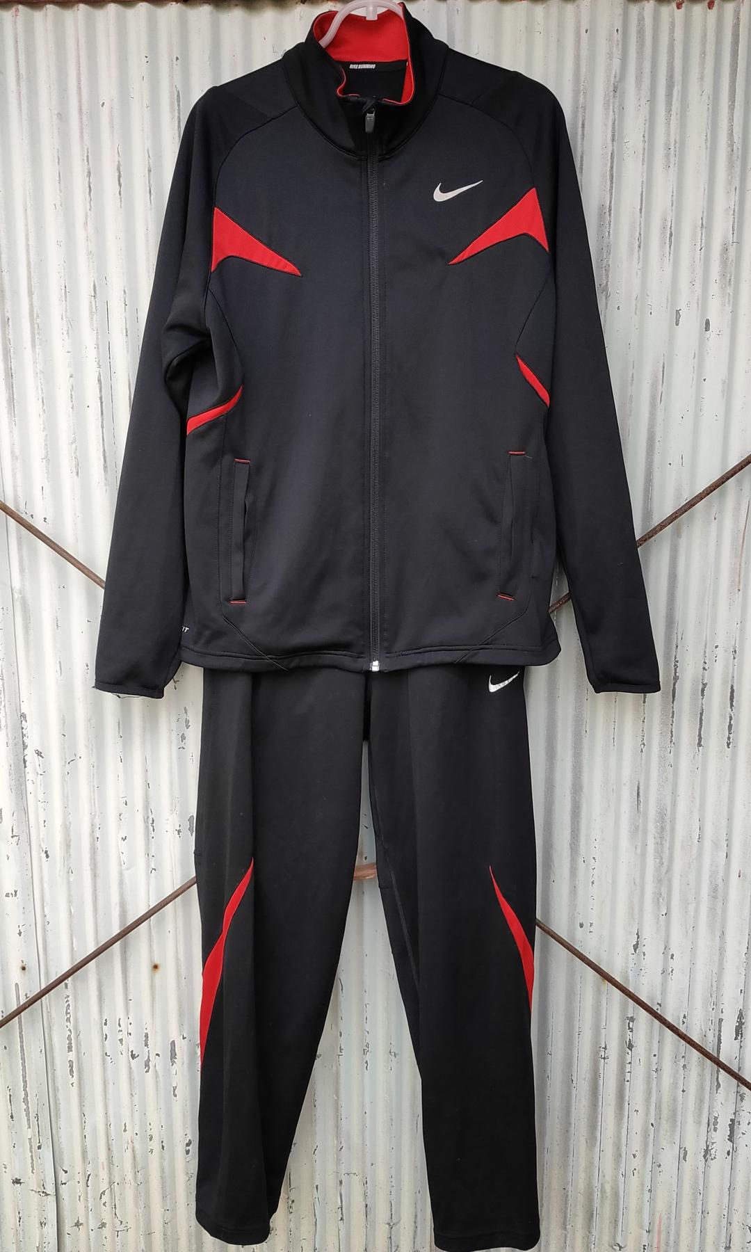 31 NIKE ナイキ ドライフィット ジャージ 上下 セットアップ ブラック