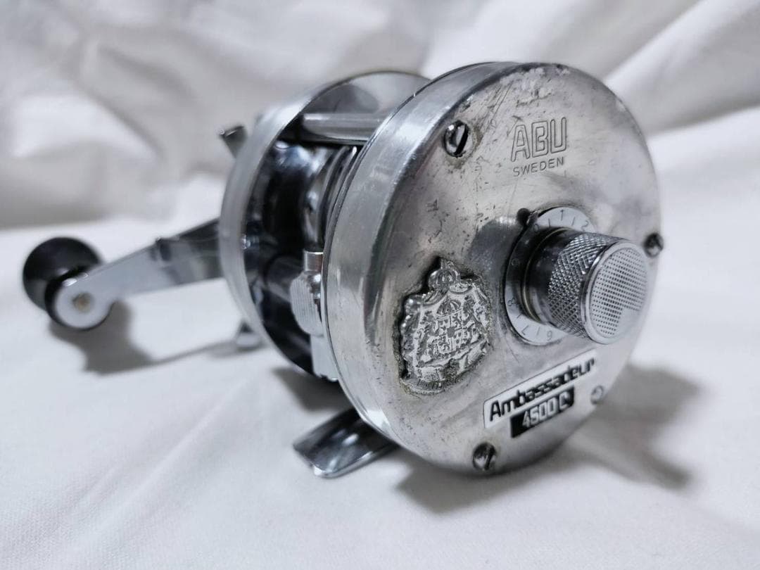 アブガルシア　アンバサダー4500C　ビンテージ　リール abu 　シルバー