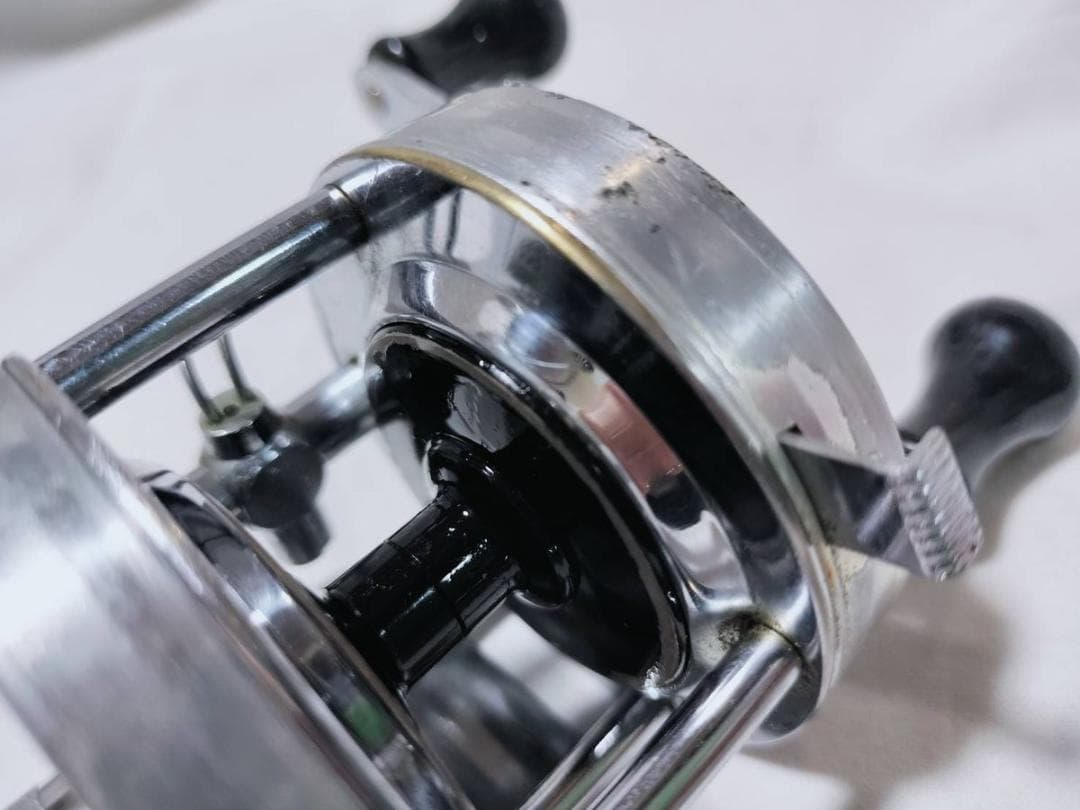 アブガルシア　アンバサダー4500C　ビンテージ　リール abu 　シルバー