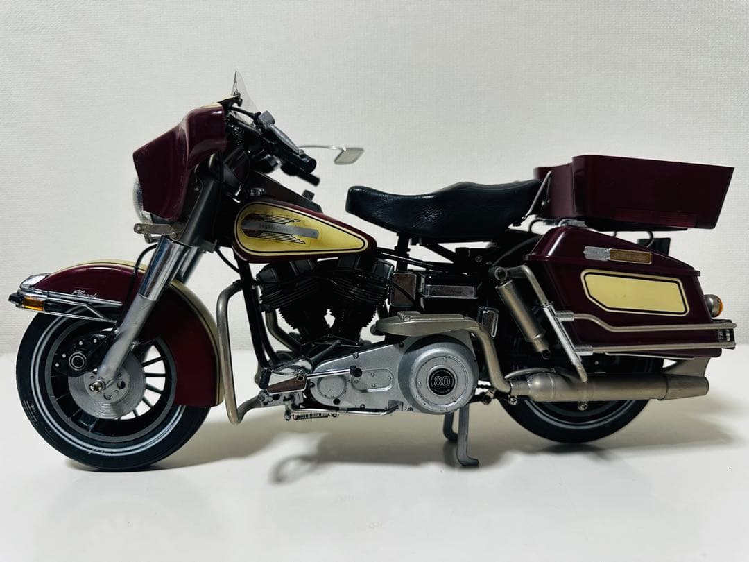 HarleyDavidsonハーレーダビッドソン/FLH80 1/8スケール 難