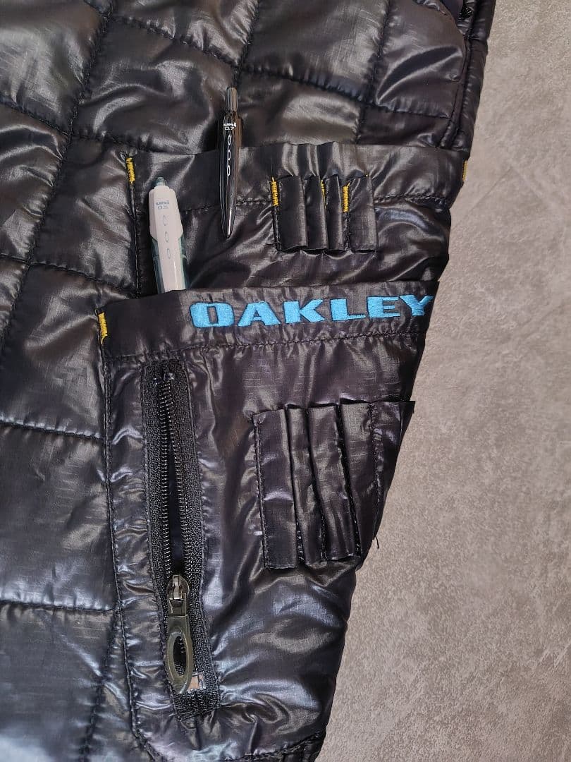 00s OAKLEY キルティングパンツ 黒 暖パン L Y2k 中綿 ゴルフ
