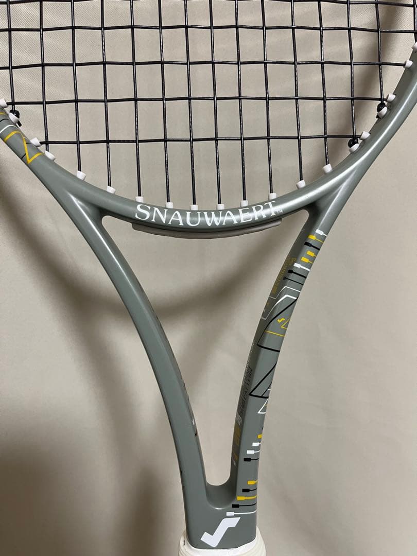 ハイテン 98L 公式テニスラケット