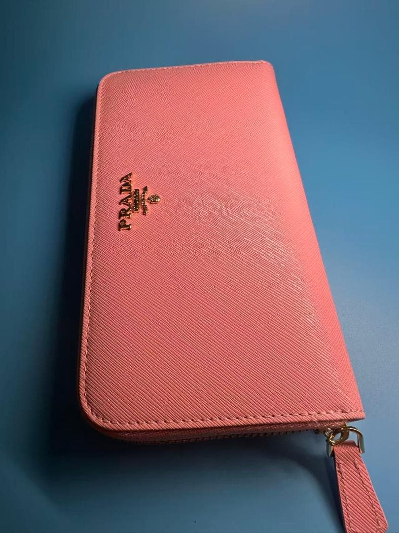 PRADA サフィアーノ ラウンドファスナー rf