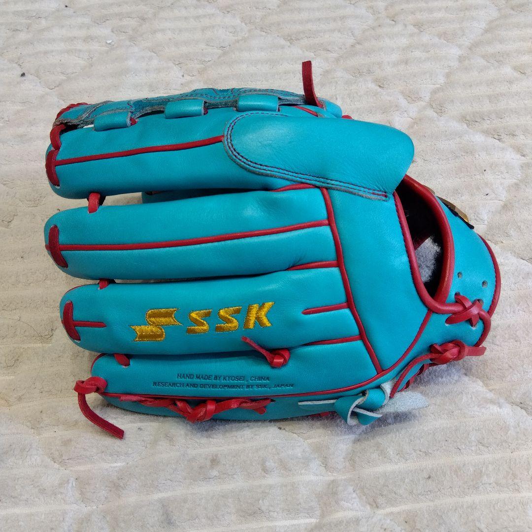ＳＳＫ軟式ピッチャー用グローブ