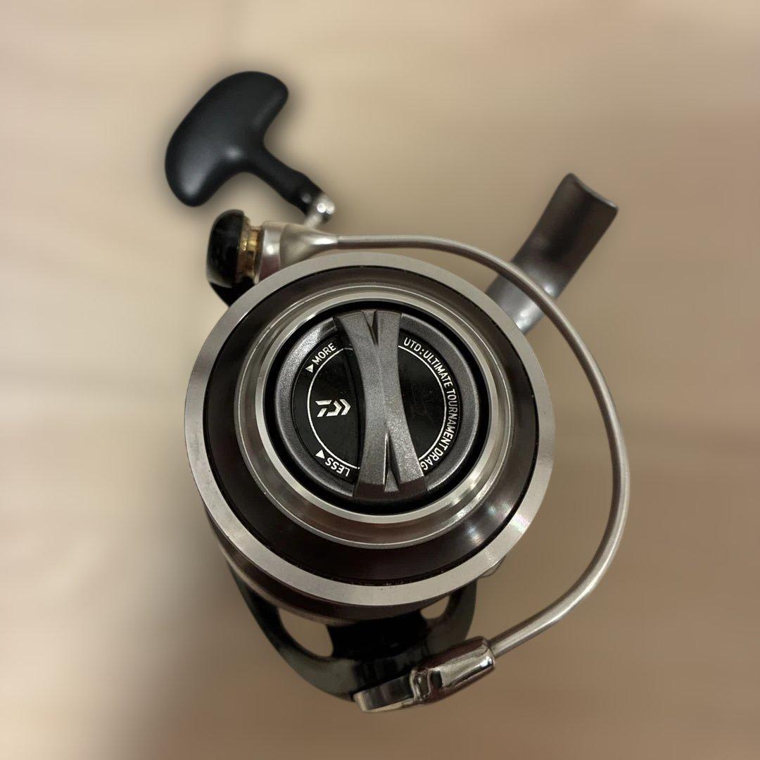 DAIWA CALDIA 3012H スピニングリール　セット値引き有り