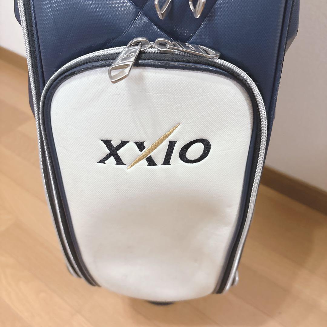 K434 XXIO ホワイトネイビー キャディバッグ