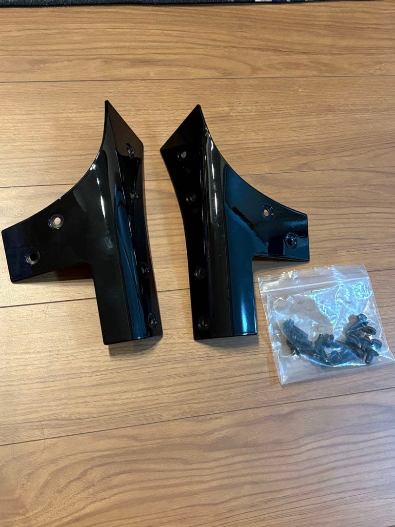 〈たか〉JKラングラー純正Aピラーカバー【黒】左右１セット　ボルト付き