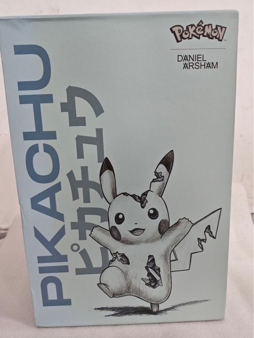 Daniel Arsham × Pokémonダニエルアーシャム ピカチュー　青