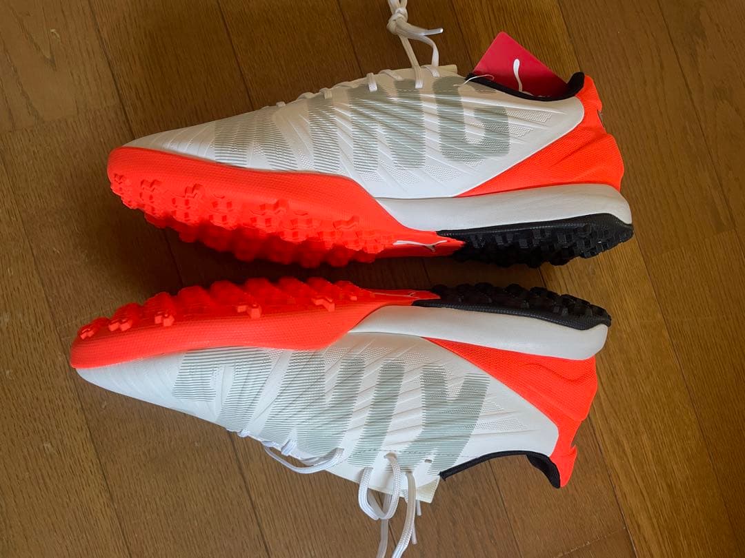 新品未使用 プーマキング マッチ TT トレーニングシューズ ２８．５ＣＭ