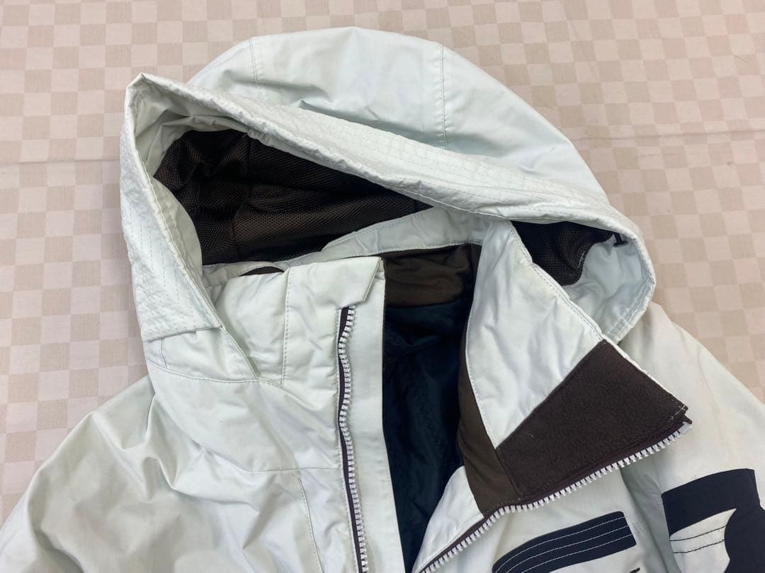 e1242☆DESCENTE スノーウエア上下セット L/M カモフラージュ