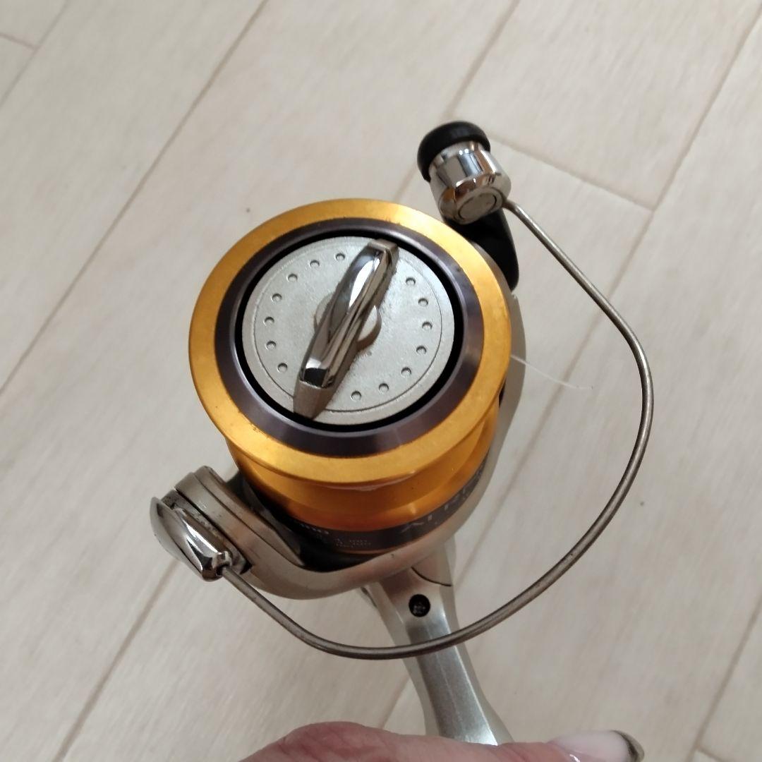 SHIMANO　AERNOS XT　C3000 リール
