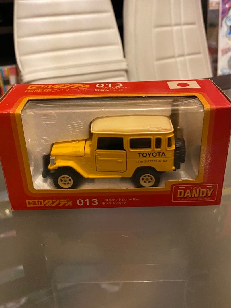 トミカ ダンディ ランドクルーザー2台セット
