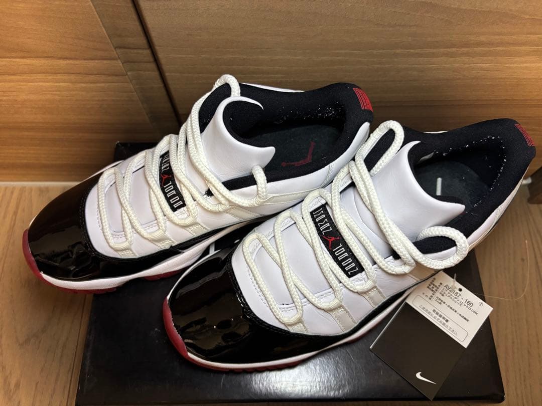 シューズ(男性用) Air Jordan 11 Low gym red