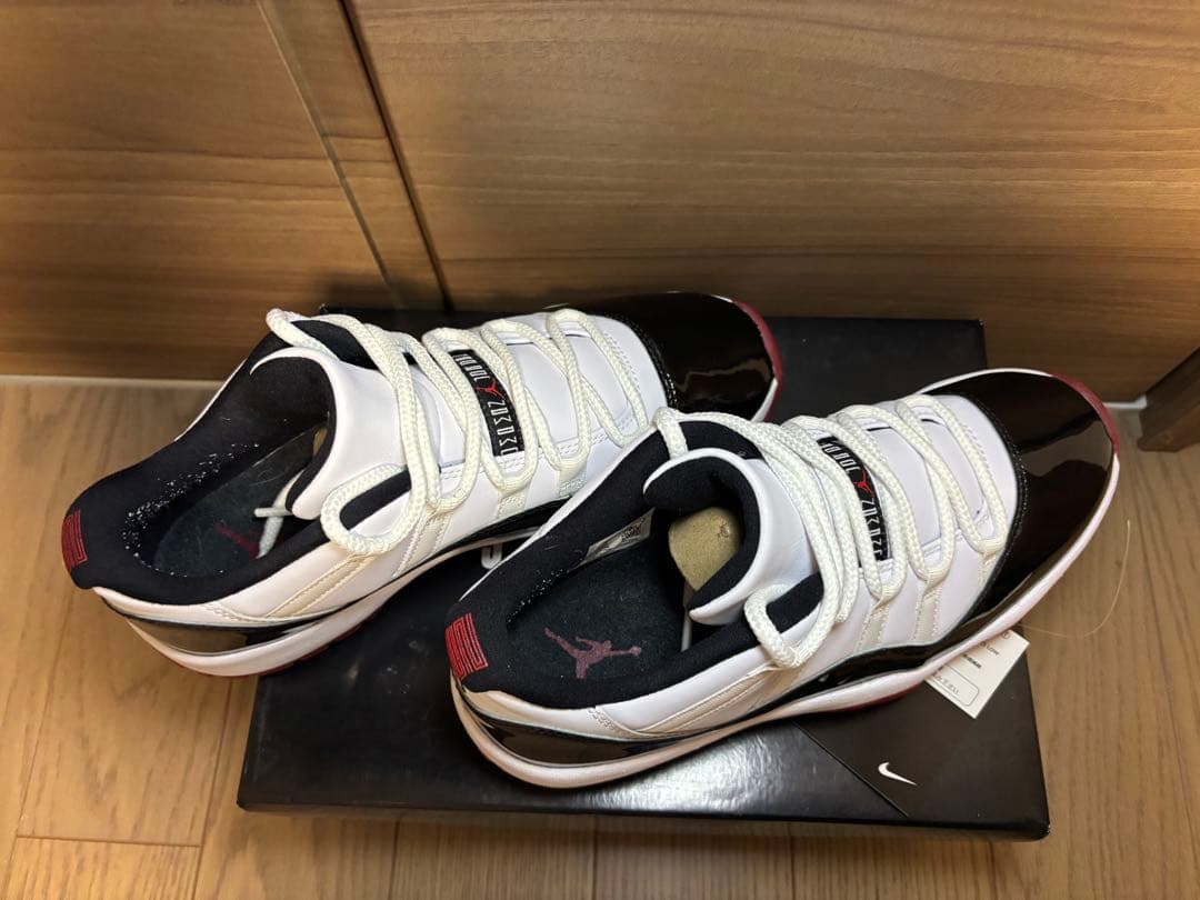 シューズ(男性用) Air Jordan 11 Low gym red