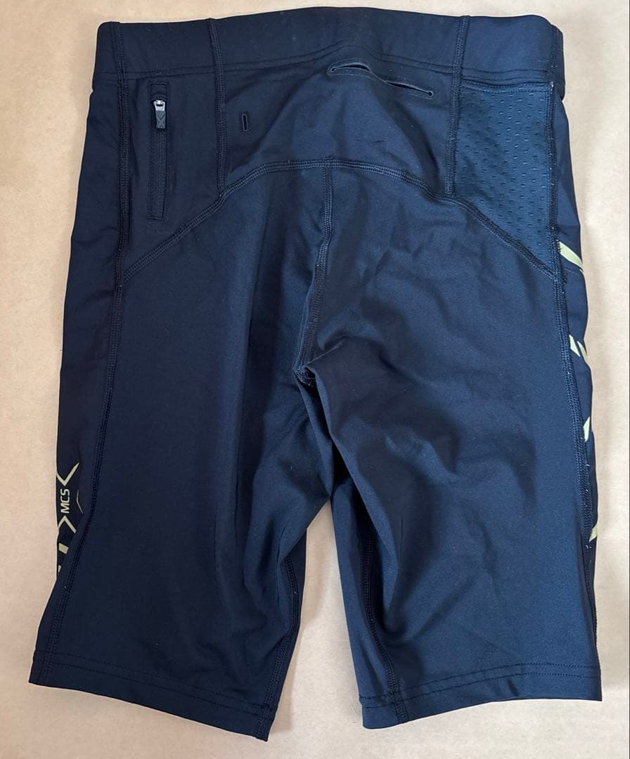 2XU スポーツタイツ 黒 レディース