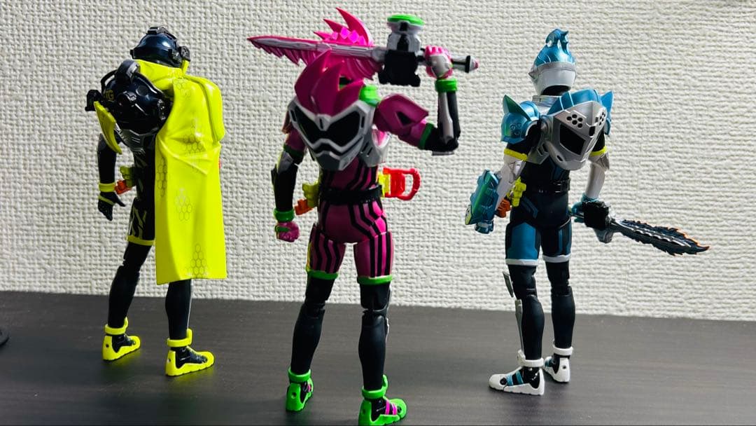 d*3様 S.H.Figuarts 仮面ライダー エグゼイド フィギュア 3体セ